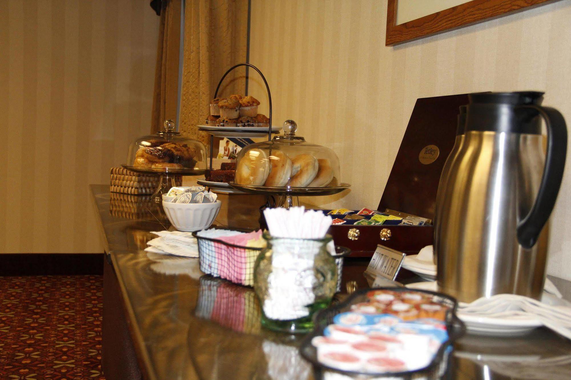Hampton Inn & Suites Rochester/Victor Restaurant foto